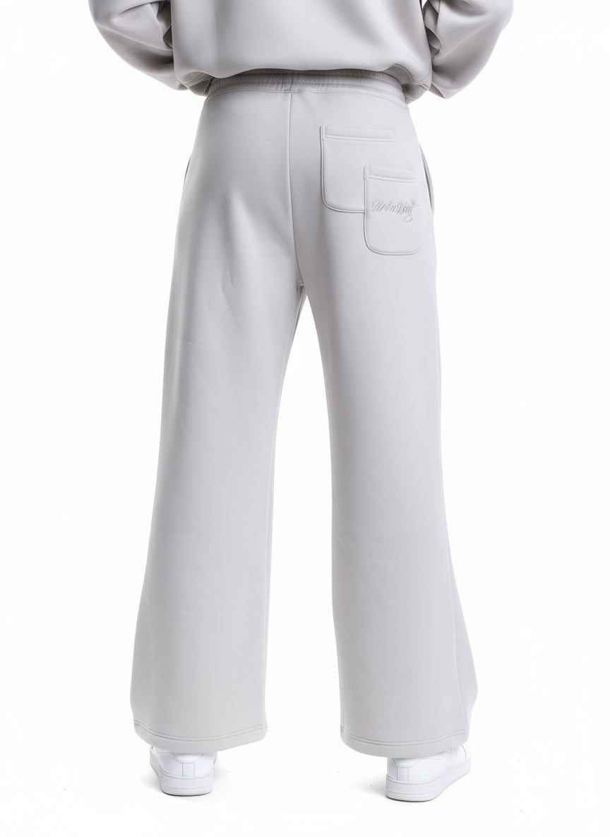 Meridian Sweats in Silver Mist