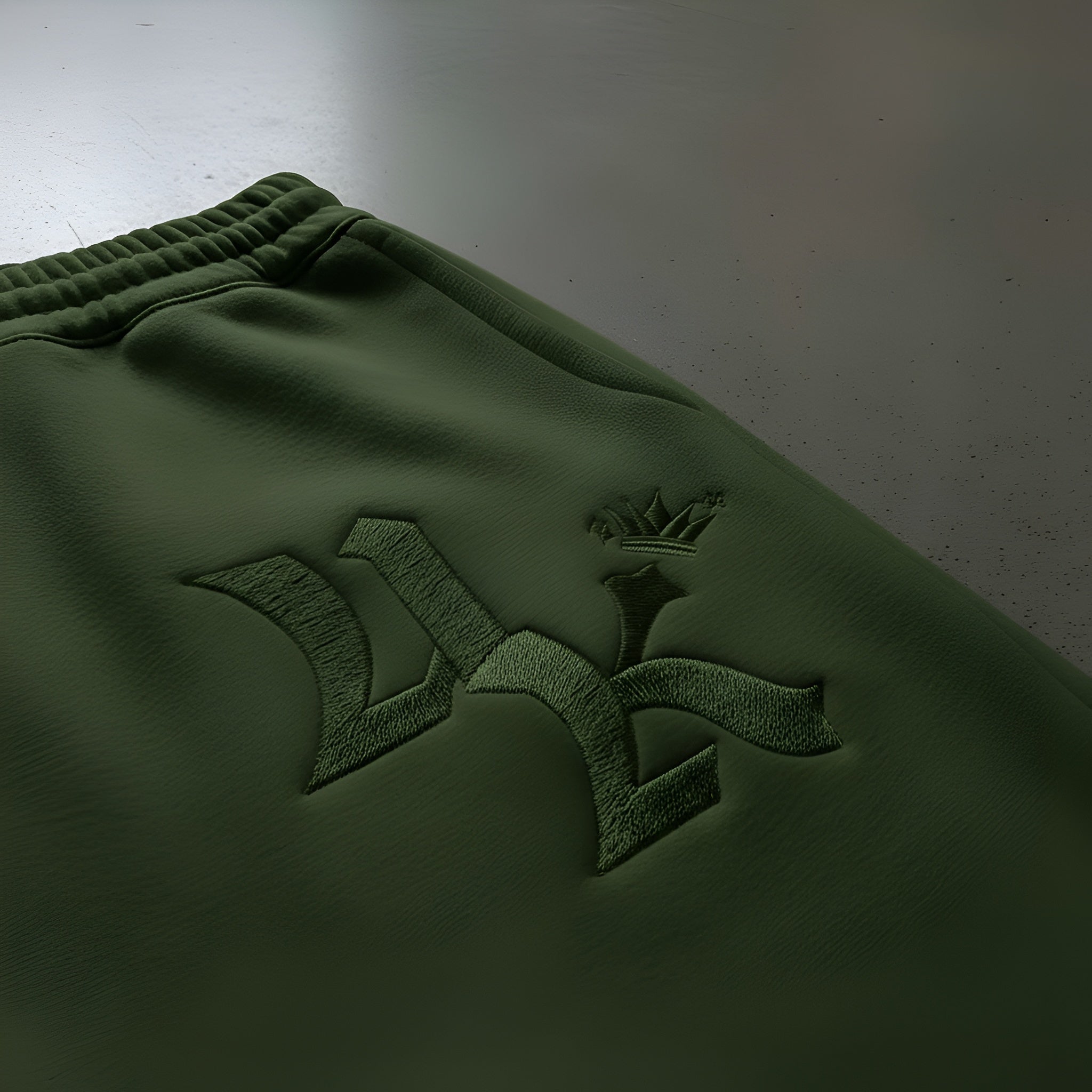 Meridian Sweats in Matcha Green